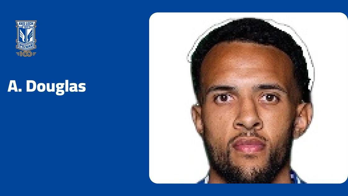 Douglas returns to training with Lech Poznan after recovering from ankle injury